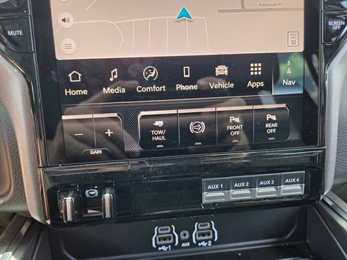 New 2026 RAM 2500 Laramie AWD/4WD image 24