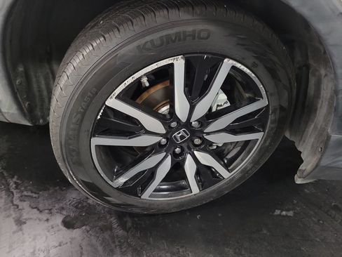 Used 2019 Honda Pilot Touring image 10