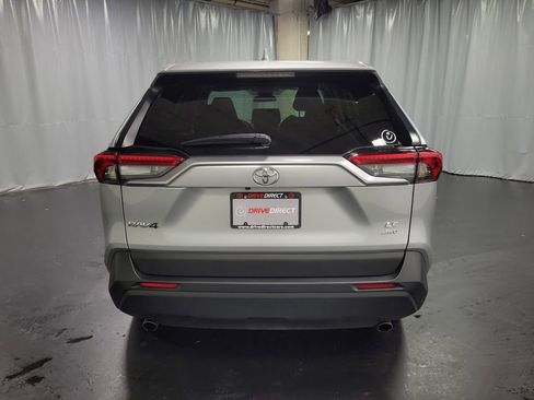 Used 2024 Toyota RAV4 LE AWD/4WD image 7