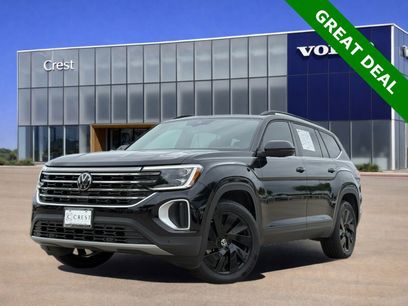 Used 2024 Volkswagen Atlas SE w/ Panoramic Sunroof Package