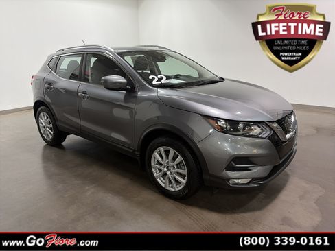 Used 2022 Nissan Rogue Sport SV AWD/4WD image 1
