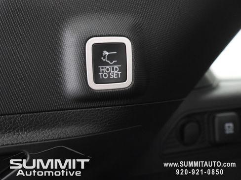 New 2026 Jeep Grand Cherokee Summit image 33