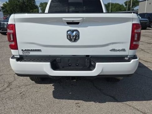 Used 2024 RAM 2500 Laramie AWD/4WD image 5