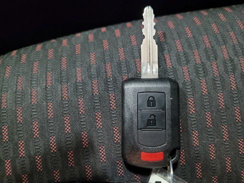 Used 2019 Mitsubishi Outlander Sport ES image 32