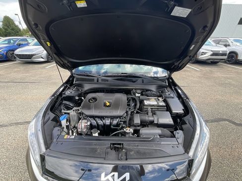 Used 2023 Kia Forte LXS FWD image 27