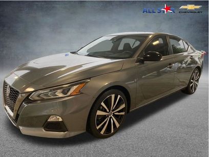 Used 2022 Nissan Altima 2.5 SR