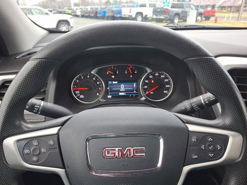 Used 2021 GMC Acadia SLE w/ Driver Convenience Package image 40