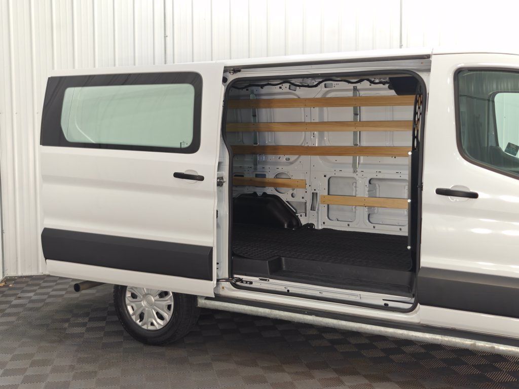 Used 2025 Ford Transit 250 Low Roof w/ Exterior Upgrade Package RWD image 21