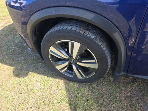 Used 2023 Nissan Rogue Platinum image 21