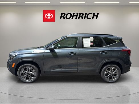 Used 2024 Kia Seltos S AWD/4WD image 9