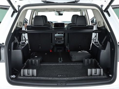 New 2026 Volkswagen Atlas SE image 29