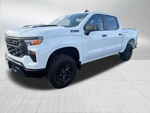 New 2026 Chevrolet Silverado 1500 Custom Trail Boss w/ Dark Appearance Package image 4