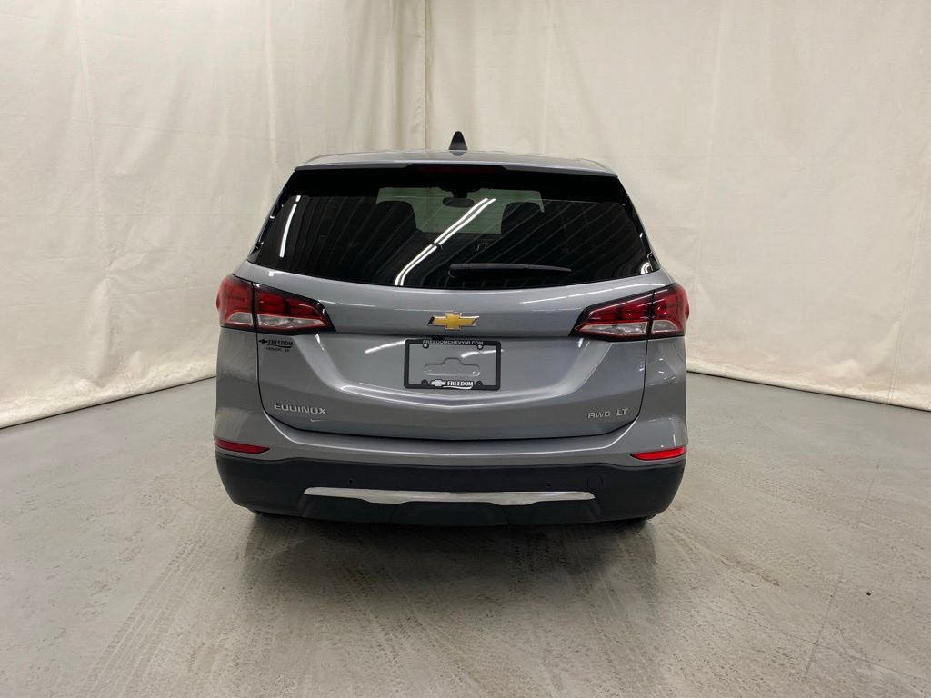Used 2024 Chevrolet Equinox LT AWD/4WD image 7