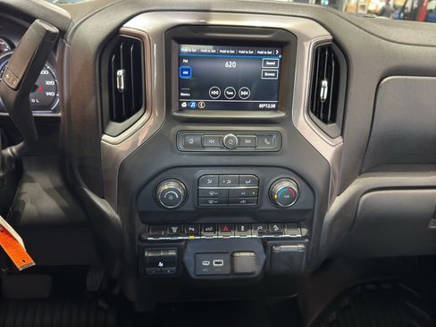 Used 2021 Chevrolet Silverado 3500 W/T w/ Gooseneck/5TH Wheel Package AWD/4WD image 27