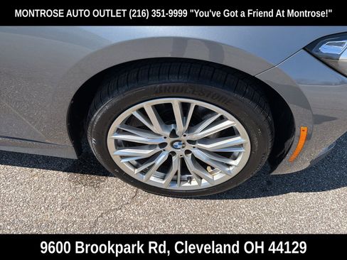 Used 2023 BMW 330i xDrive Sedan AWD/4WD image 23