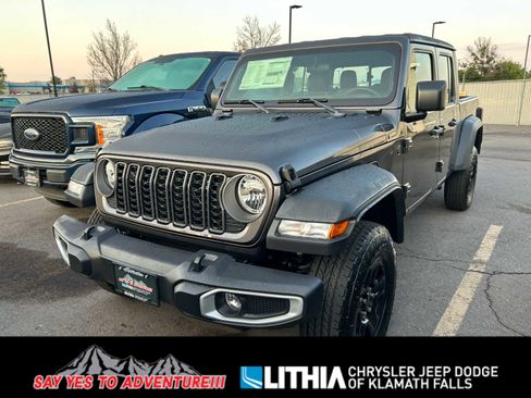 New 2025 Jeep Gladiator Sport image 1