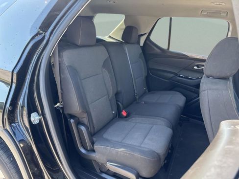 Used 2020 Chevrolet Traverse LS image 33