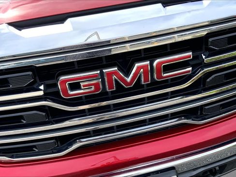 Used 2023 GMC Sierra 1500 SLT w/ SLT Premium Package AWD/4WD image 30