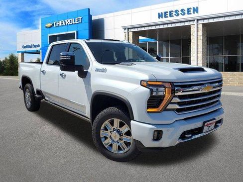 New 2026 Chevrolet Silverado 2500 High Country w/ High Country Premium Package AWD/4WD image 1
