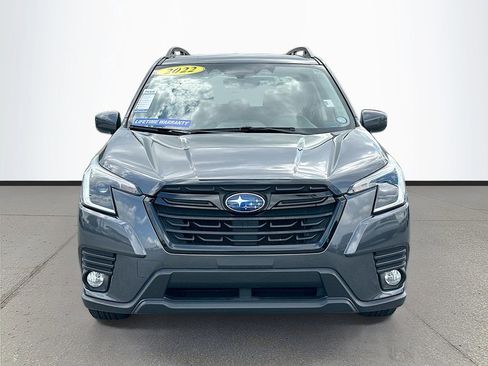 Used 2022 Subaru Forester Premium AWD/4WD image 2
