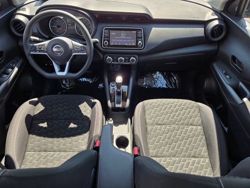 Used 2021 Nissan Kicks S FWD image 14