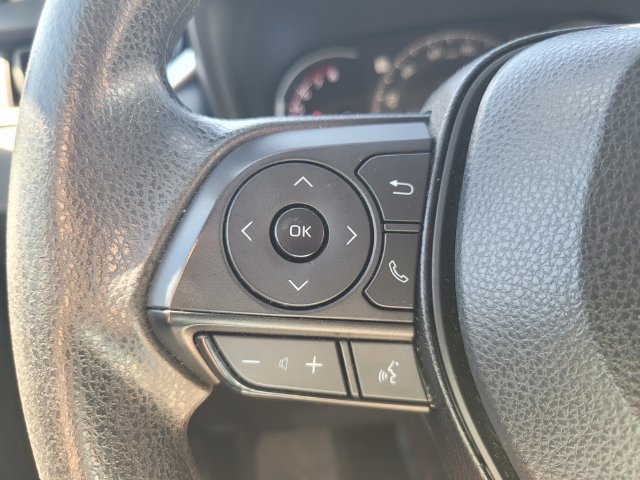Used 2024 Toyota RAV4 XLE AWD/4WD image 28