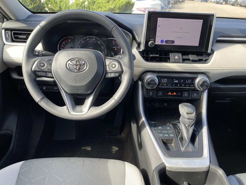 Used 2023 Toyota RAV4 XLE image 13