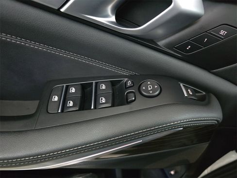 Used 2023 BMW X5 xDrive45e image 29