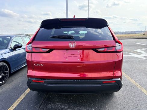 Used 2023 Honda CR-V EX image 4