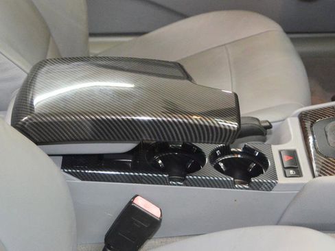 Used 2006 BMW 325Ci Convertible image 26