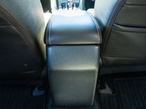 Used 2017 Subaru Crosstrek 2.0i Limited image 23