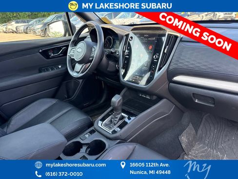 Used 2025 Subaru Forester Limited AWD/4WD image 16