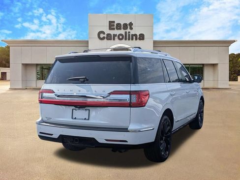 Used 2021 Lincoln Navigator Reserve AWD/4WD image 3