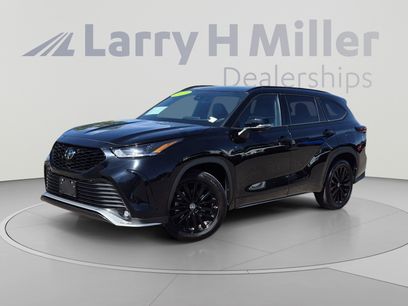 Certified 2025 Toyota Highlander XSE