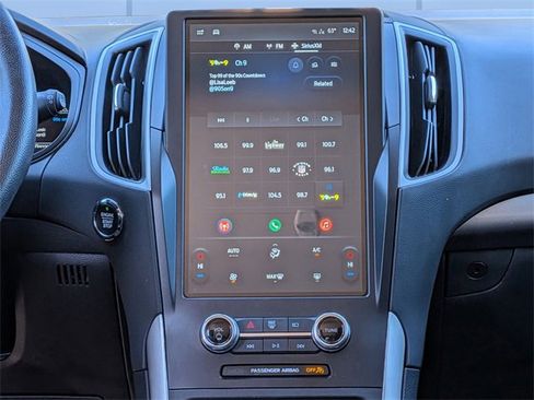 Used 2024 Ford Edge SE w/ Black Appearance Package image 20