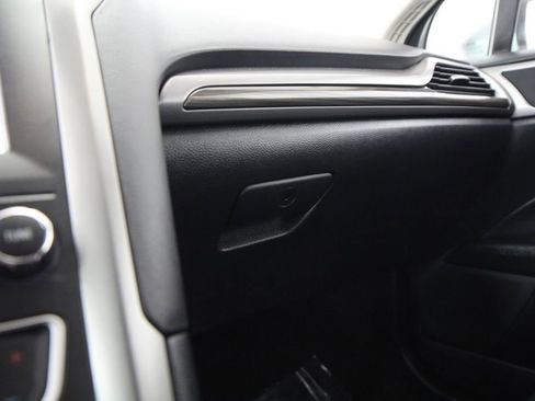 Used 2020 Ford Fusion SEL FWD image 49