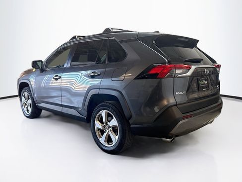 Used 2021 Toyota RAV4 Limited image 5