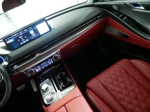 Used 2024 Genesis G80 2.5T w/ Sport Prestige Package AWD/4WD image 11