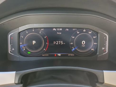 Certified 2022 Volkswagen Atlas Cross Sport SEL Premium R-Line image 34