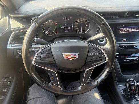Used 2020 Cadillac XT5 Premium Luxury FWD image 20
