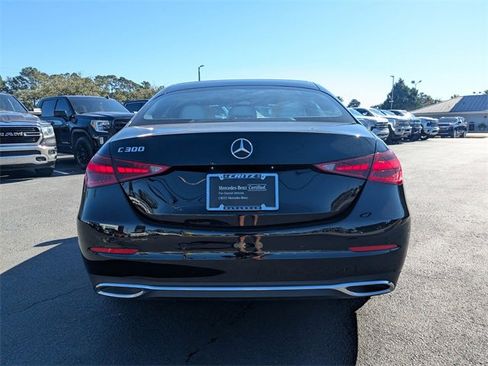 Used 2025 Mercedes-Benz C 300 Sedan image 6