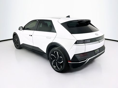 Used 2024 Hyundai Ioniq 5 SEL image 5