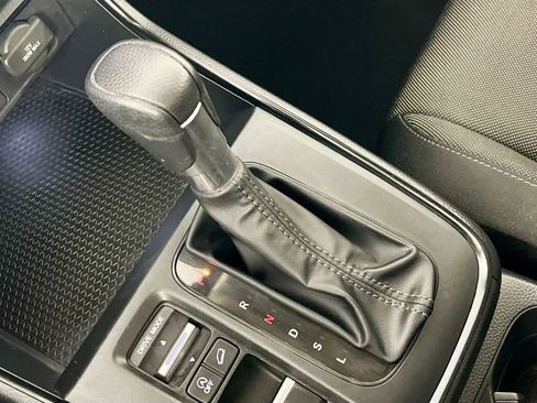 Used 2023 Honda CR-V LX image 17