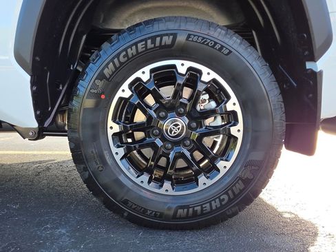 New 2026 Toyota Tundra SR5 AWD/4WD image 19