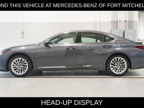 Used 2023 Lexus ES 350 Ultra Luxury w/ Accessory Package (Z2) FWD image 3