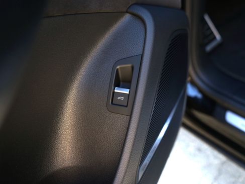 Used 2022 Audi RS Q8 w/ Black Optic Package image 15