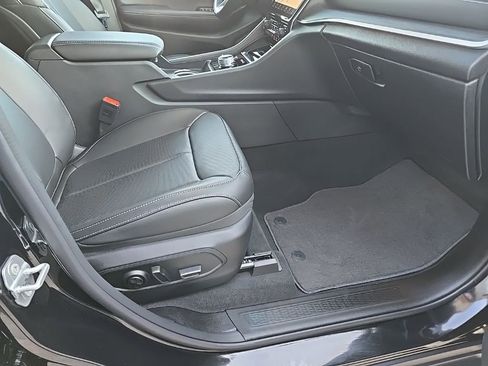 New 2025 Jeep Grand Cherokee Limited w/ Luxury Tech Group II image 82