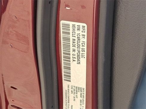 Used 2023 Dodge Durango GT image 31