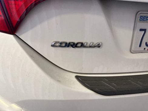 Used 2016 Toyota Corolla LE FWD image 13