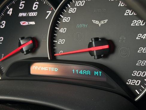 Used 2011 Chevrolet Corvette Z06 RWD image 41